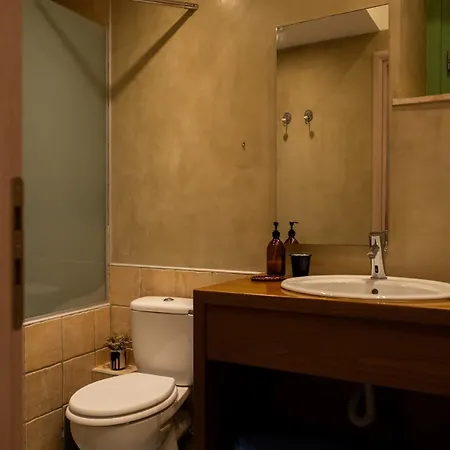 The * 카르다밀리